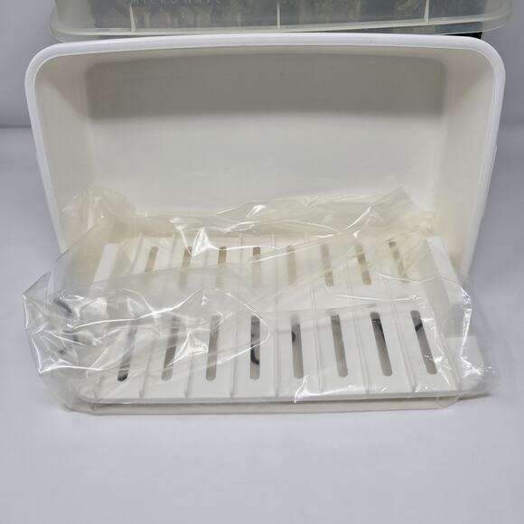 Microwave multi-cooker Pre-Owned, Open Box, Barely Used, Excellent Condition - Picture 8 of 16